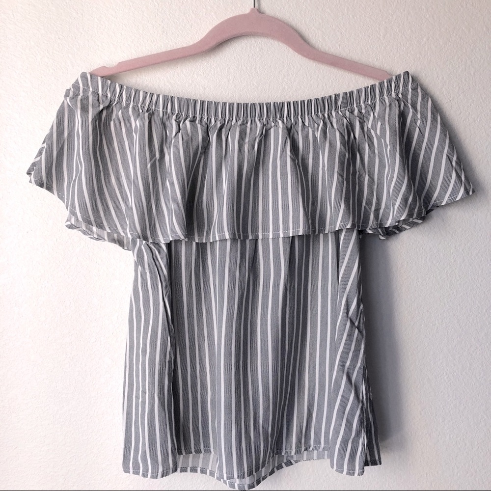 Cotton On stripe top SIZE S
